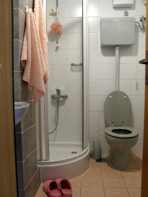 Apartments Mandic Tučepi Cameră foto